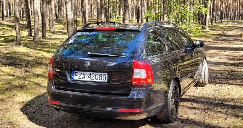 Skoda Octavia cena 37200 przebieg: 124999, rok produkcji 2012 z Jasień małe 211